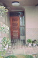 玄関ドアリフォーム　通風ドア　カバー工法　